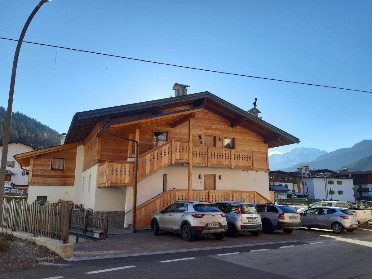 Ciasa Giorgina Appartement Pozza di Fassa Buitenkant foto