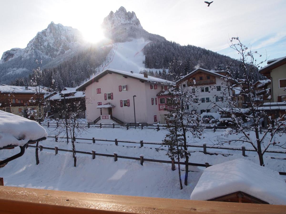 Ciasa Giorgina Appartement Pozza di Fassa Buitenkant foto